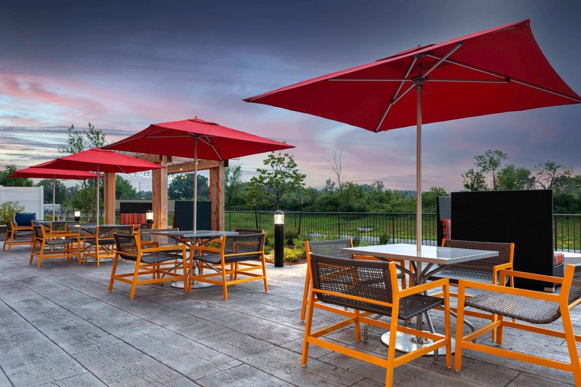 Hilton Garden Inn By Hilton Fort Wayne North Sunnybrook Acres エクステリア 写真